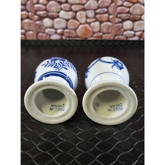 Blue and White Ball on Pedastal 3-Inch Blue & White Chinoiserie Style - Picture 6 of 7